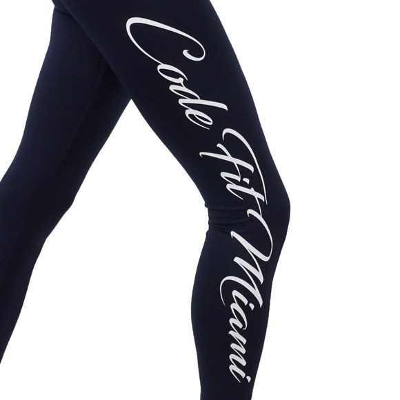 Yoga Flex Dry-Fit Side Word Compress - Picture 4 of 4